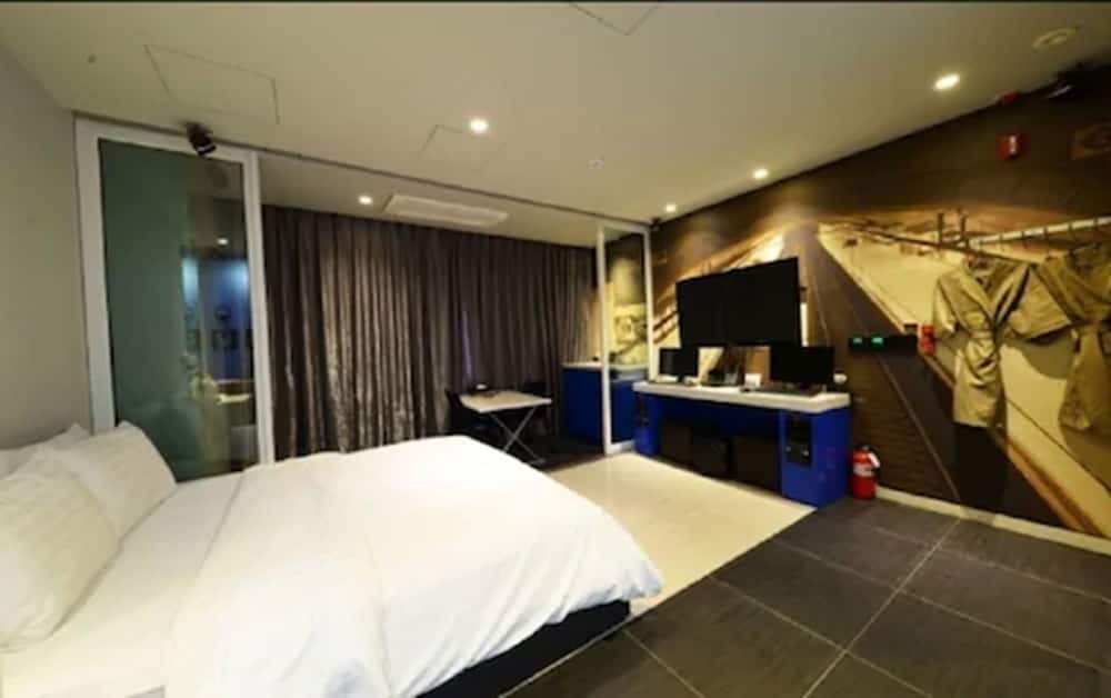lifestyle s hotel