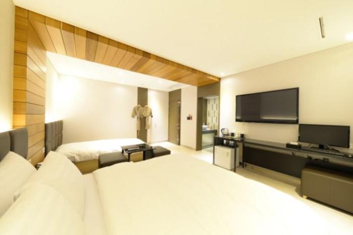 lifestyle s hotel