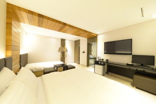 lifestyle s hotel