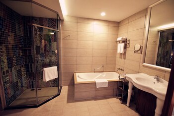 harbin bremen jewish culture theme hotel