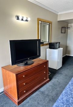 fairway inn by the falls