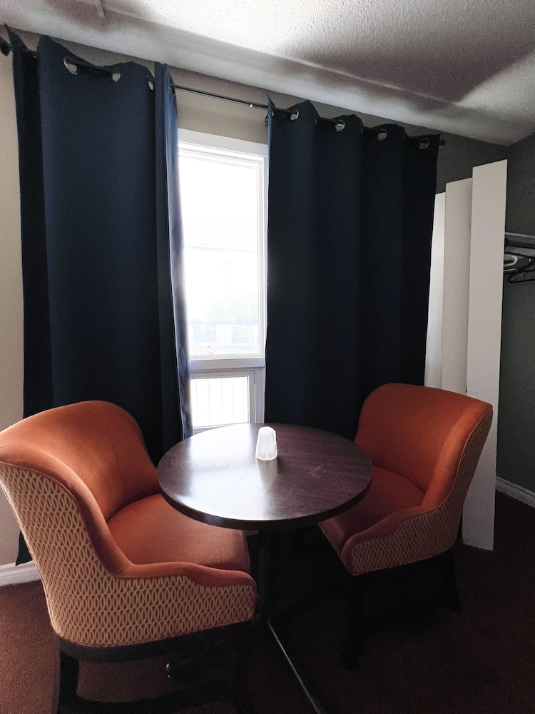 fairway inn by the falls