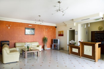 hotel loukas vrachos