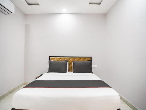 collection o 75260 hotel howdy