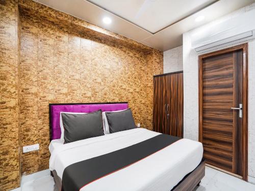 collection o 75260 hotel howdy