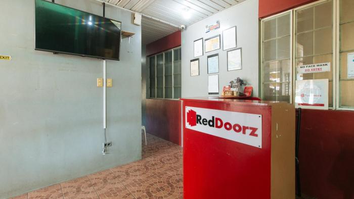 reddoorz fdb homes nueva ecija