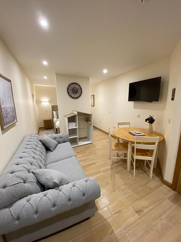 waverley inn apartments