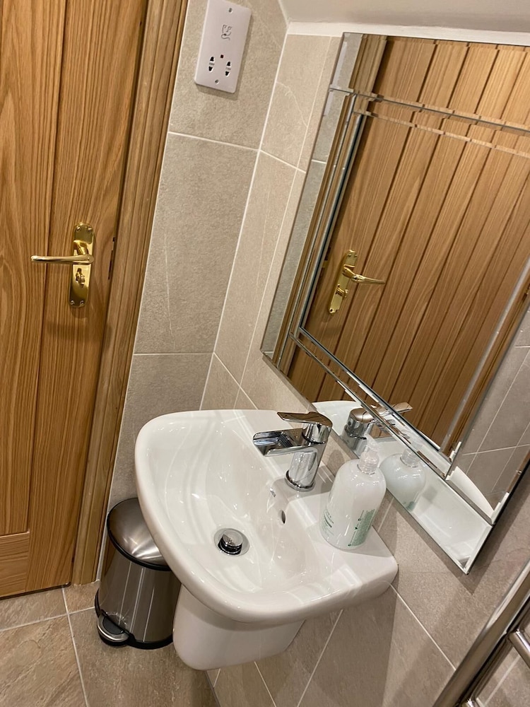 waverley inn apartments