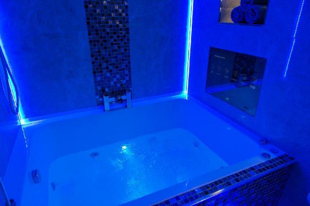 aphrodite suites huddersfield