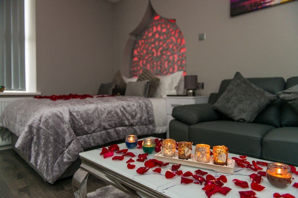 aphrodite suites huddersfield