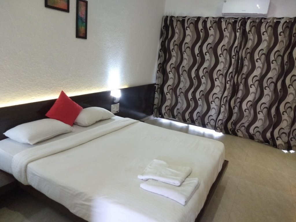 Seagull Resotel Formerly Forest Inn,Old Mahabaleshwar>>Mahabaleshwar,3 star