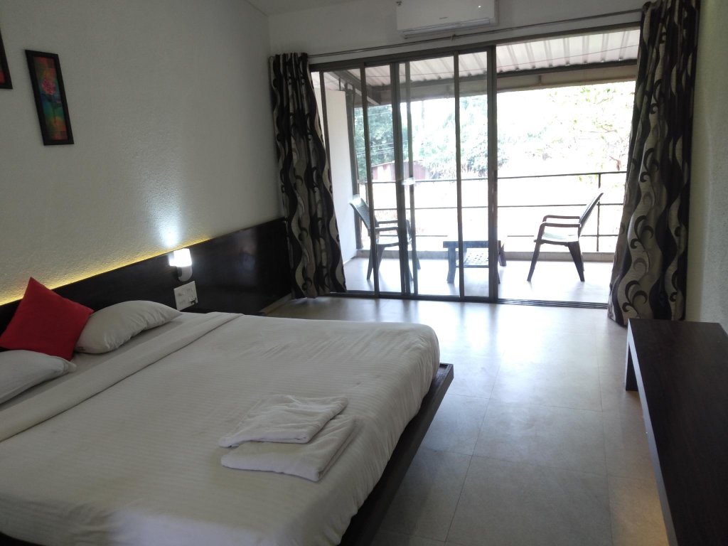 Seagull Resotel Formerly Forest Inn,Old Mahabaleshwar>>Mahabaleshwar,3 star