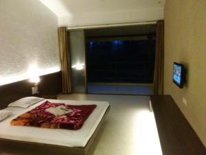 seagull resotel formerly forest inn