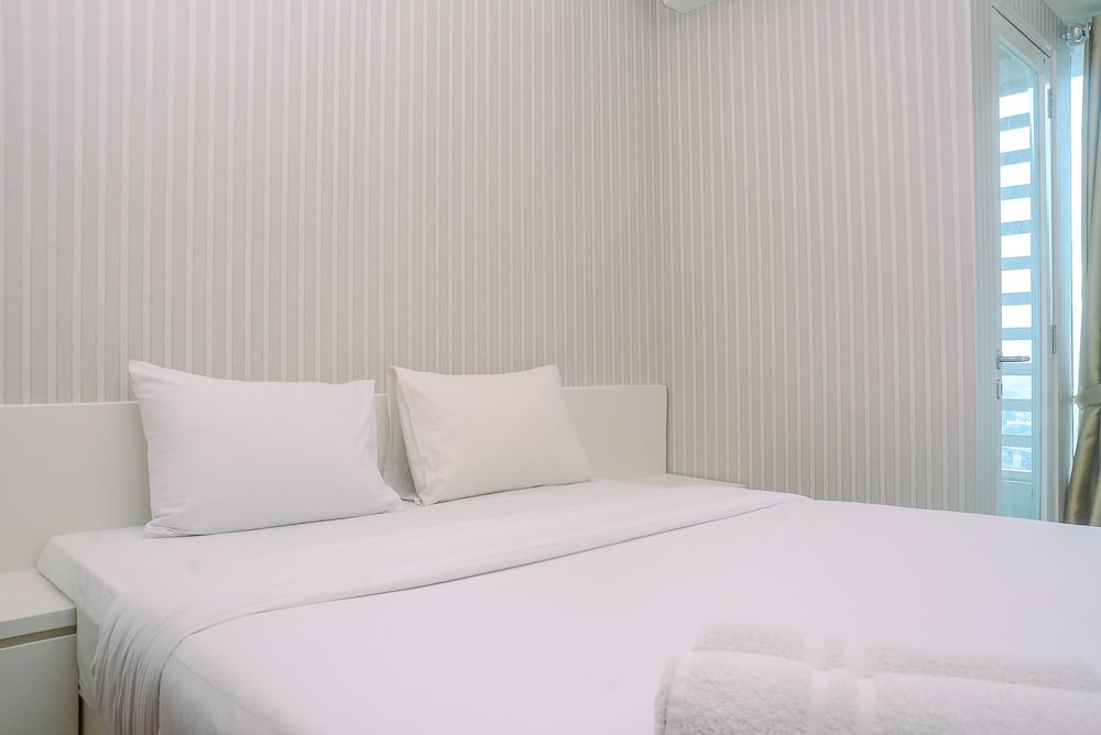 new furnished studio grand kamala lagoon apartment