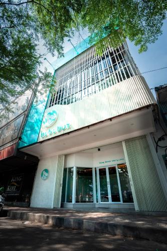 bobobox solo slamet riyadi