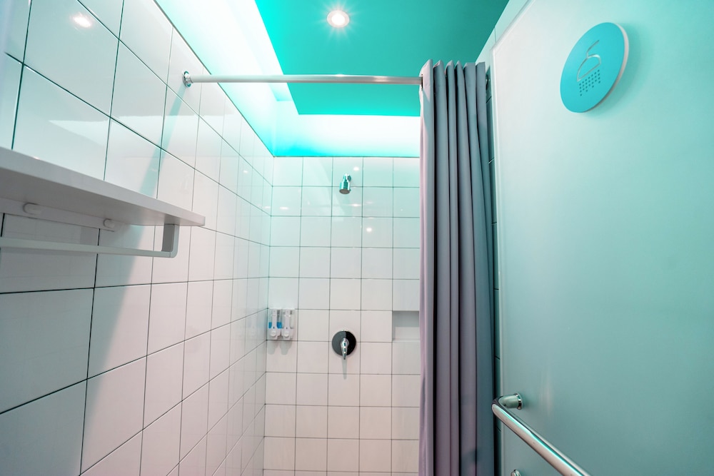 bobobox solo slamet riyadi