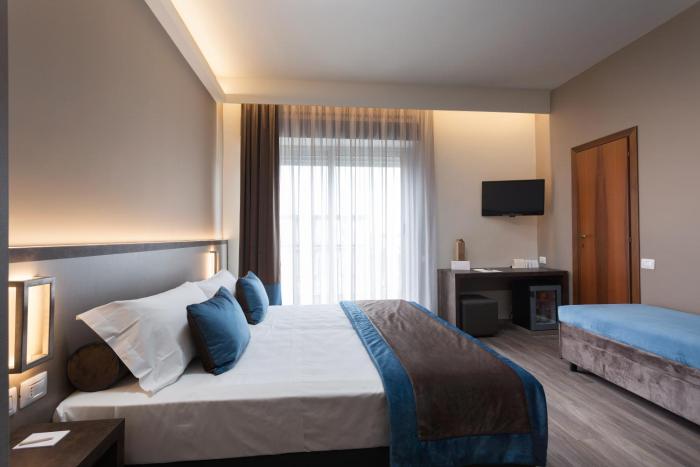 hotel continental rimini