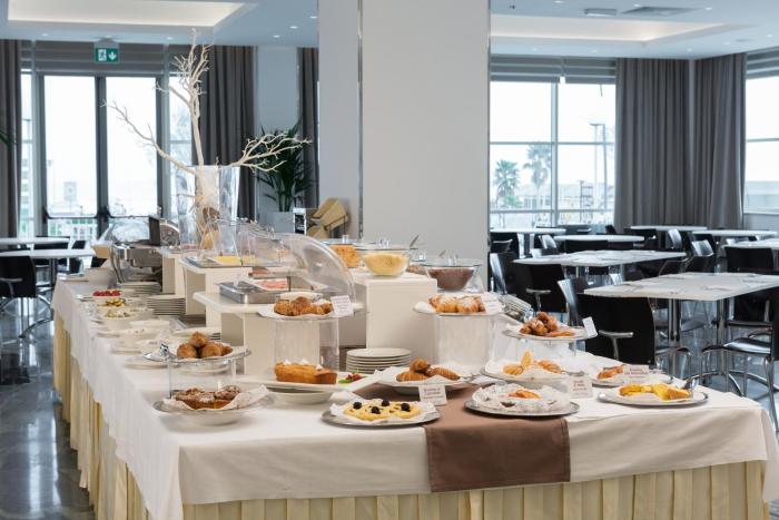 hotel continental rimini