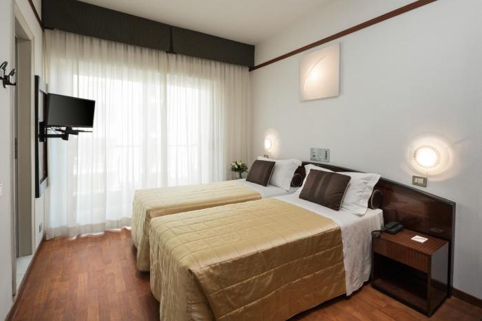 hotel continental rimini