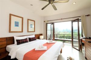 Yoma Hotel,,4 star