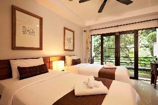 Yoma Hotel,,4 star