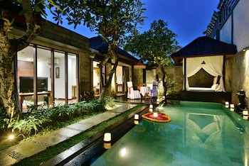 the khayangan dreams villa seminyak