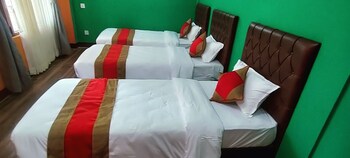 nepalaya hostel