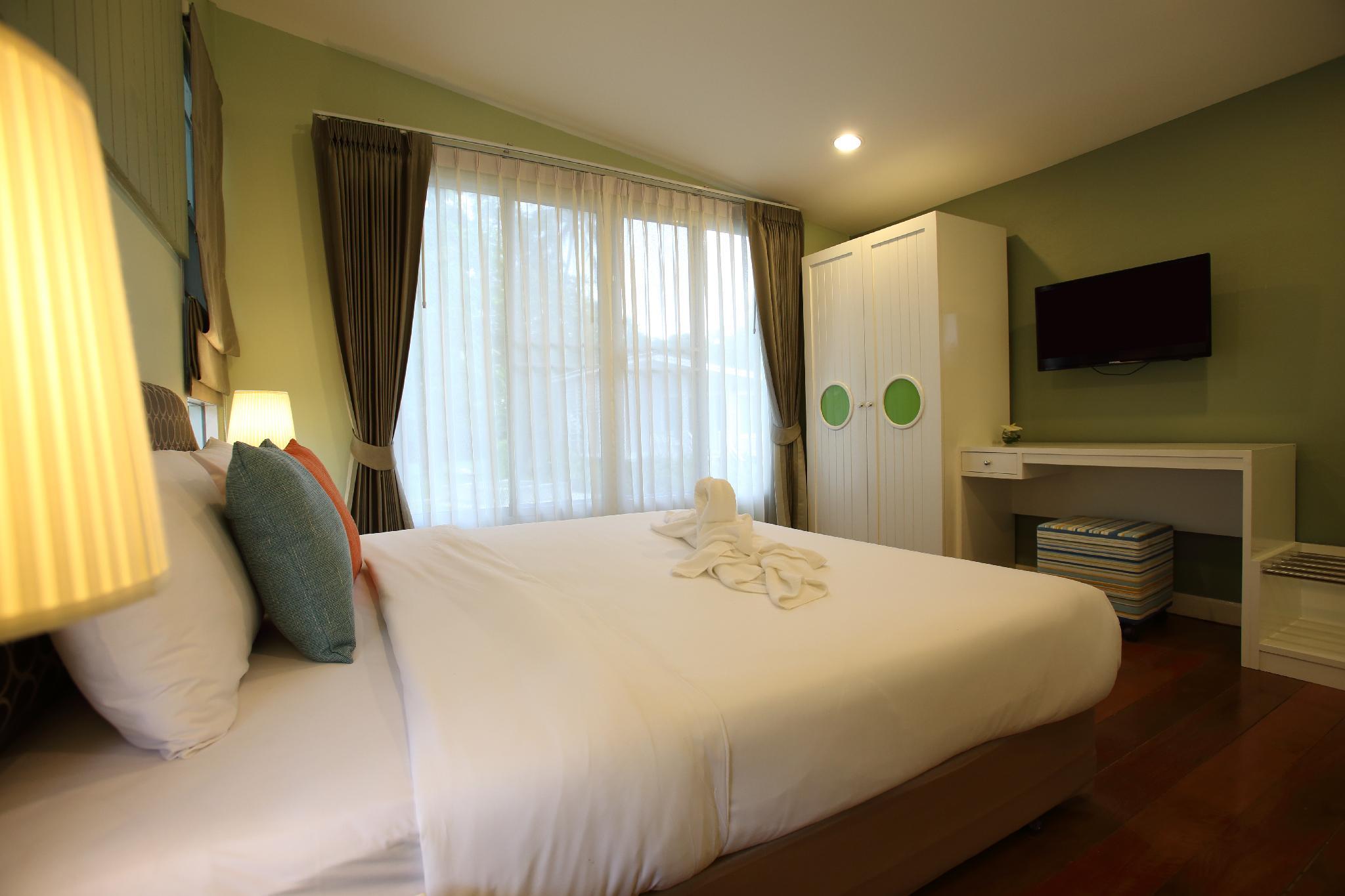 bangsaen heritage hotel