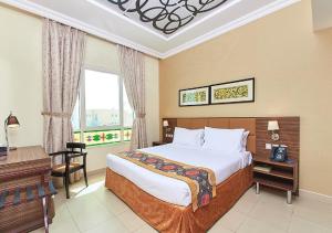 Clover Hotel & Suites Llc,,3 star