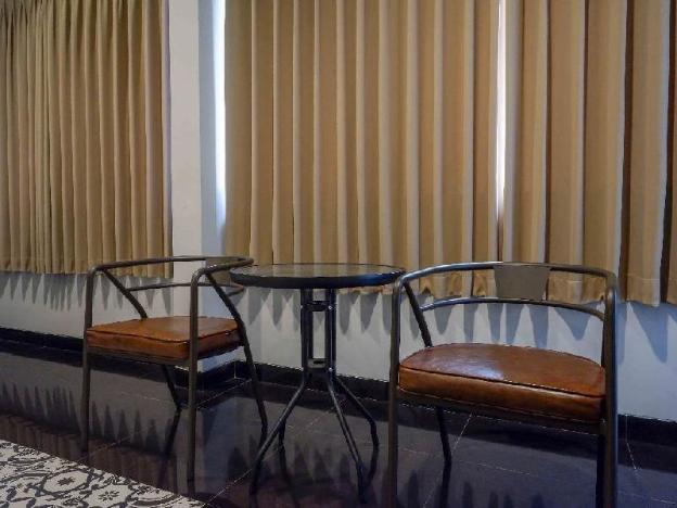 sans hotel empress simpang lima