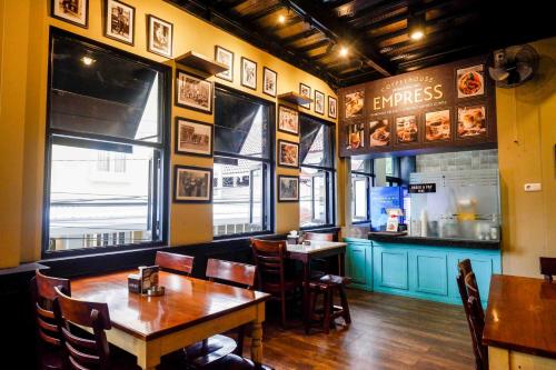 sans hotel empress simpang lima