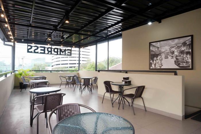 sans hotel empress simpang lima