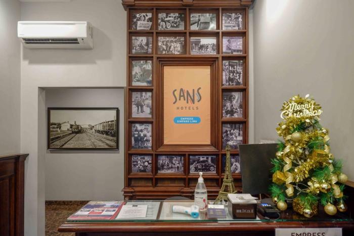 sans hotel empress simpang lima