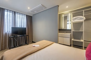 ameris housi bela cintra