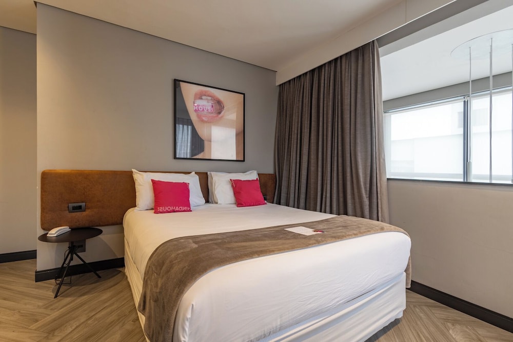 ameris housi bela cintra