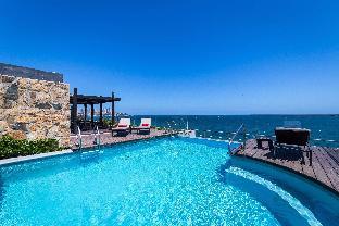 radisson blu acqua hotel and spa concon