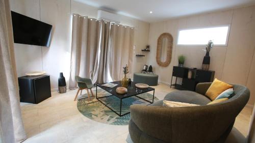 Bella Vista Residence,Veta Casavone,3 star