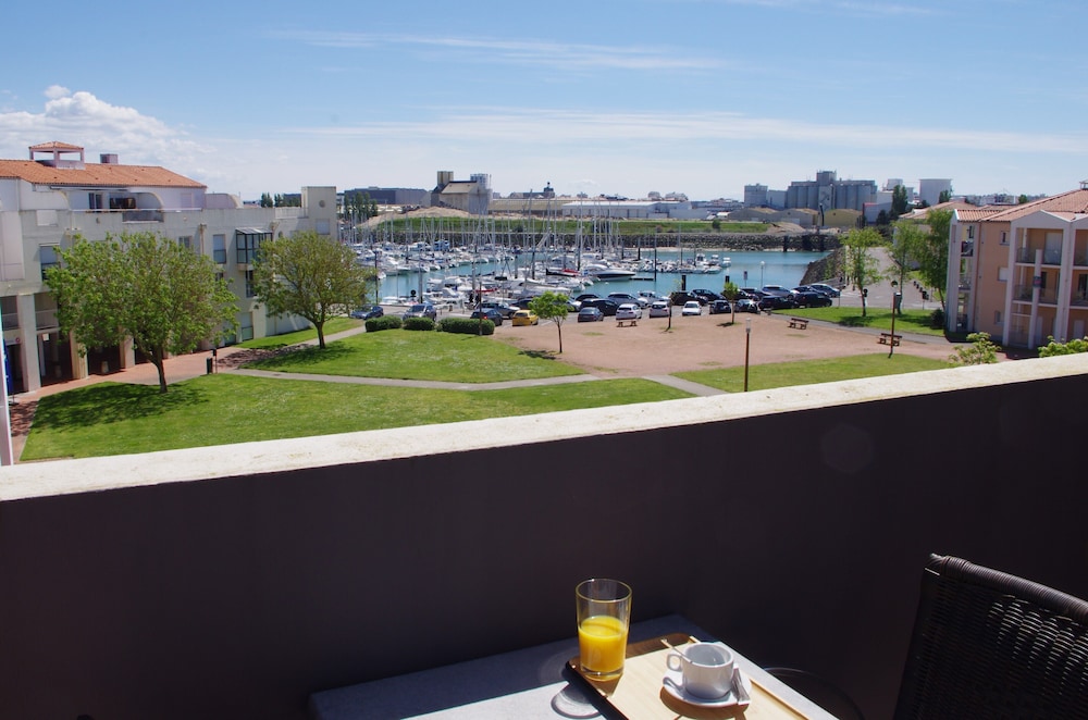 the originals boutique hotel admirals les sables dolonne