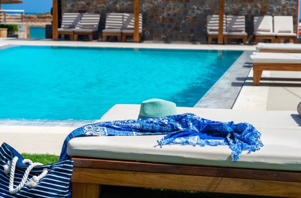 high beach white adults only