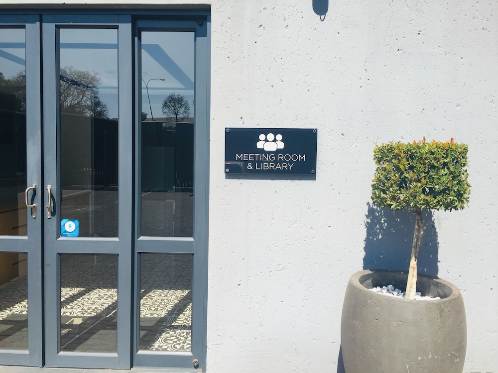 westay max apartments