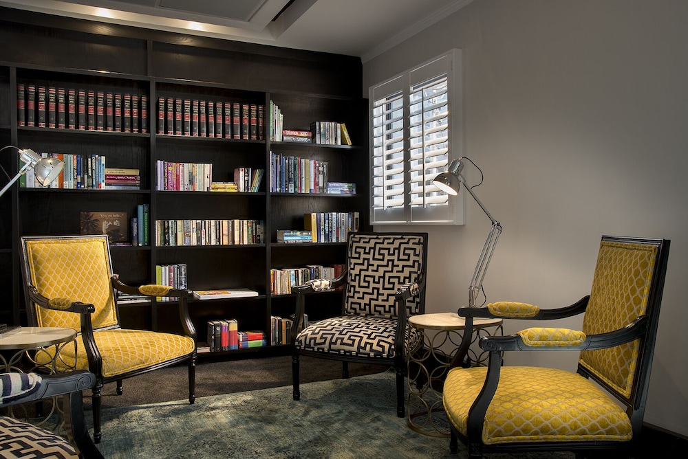 westay max apartments