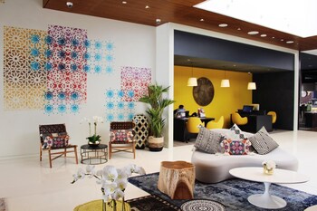 hyatt place wasl district residences