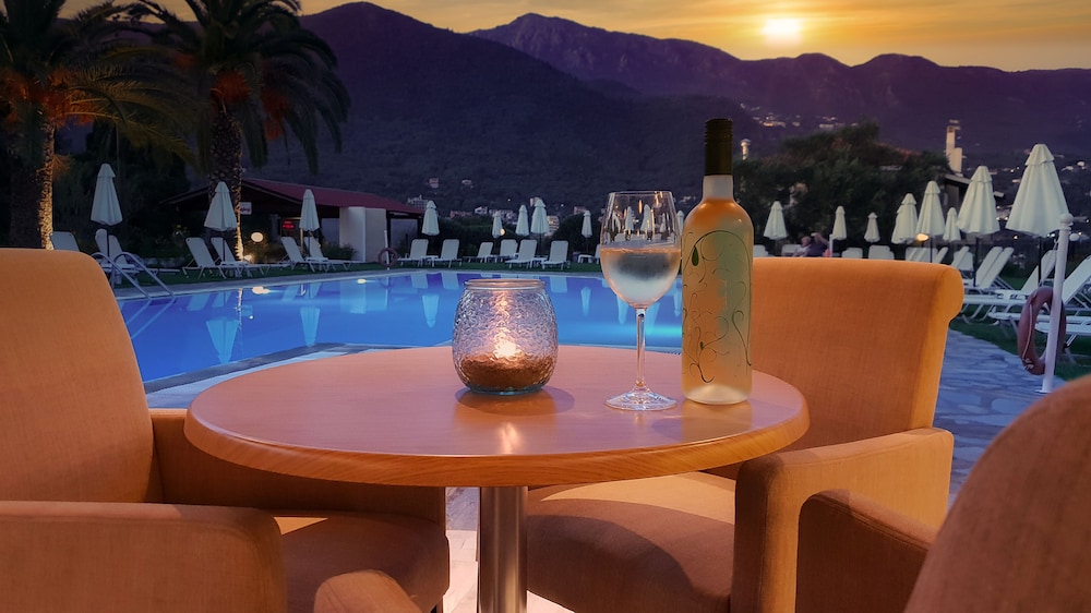 hotel yannis corfu