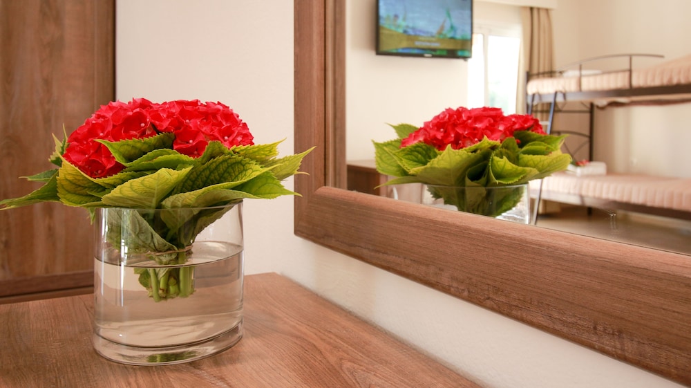 hotel yannis corfu