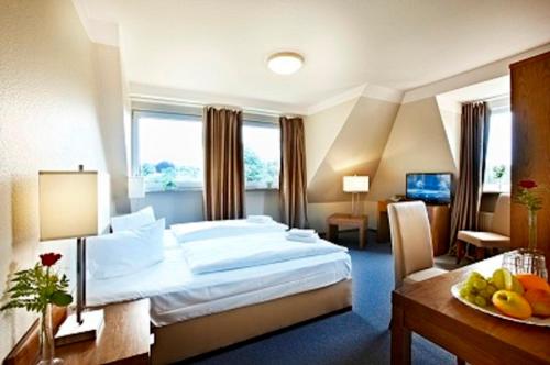 Hotel Koenigstein Kiel By Tulip Inn,,3 star