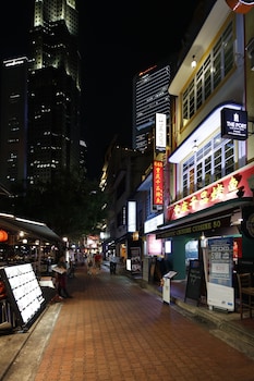 beat capsule hostel boat quay