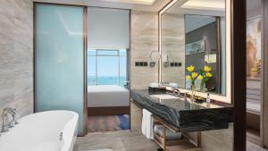intercontinental xiamen an ihg hotel