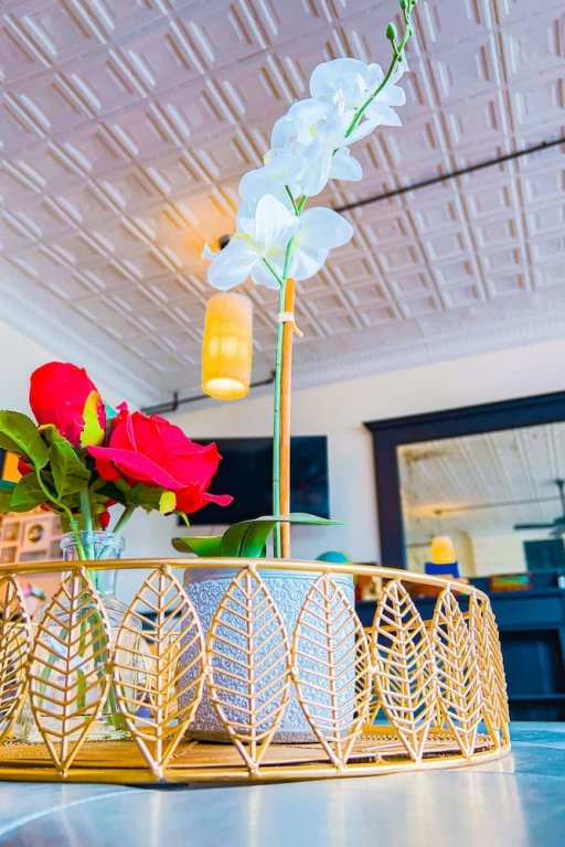 the pub 8br free parking minutes from falls and casino