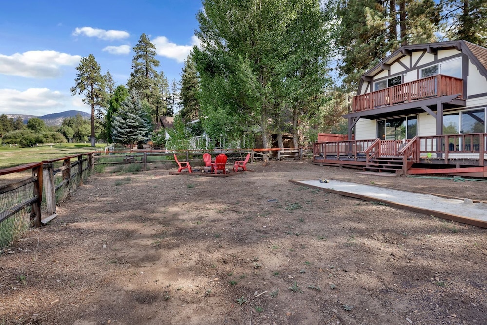 bear cabin 1976