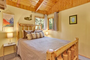 sunny bear cabin 1970